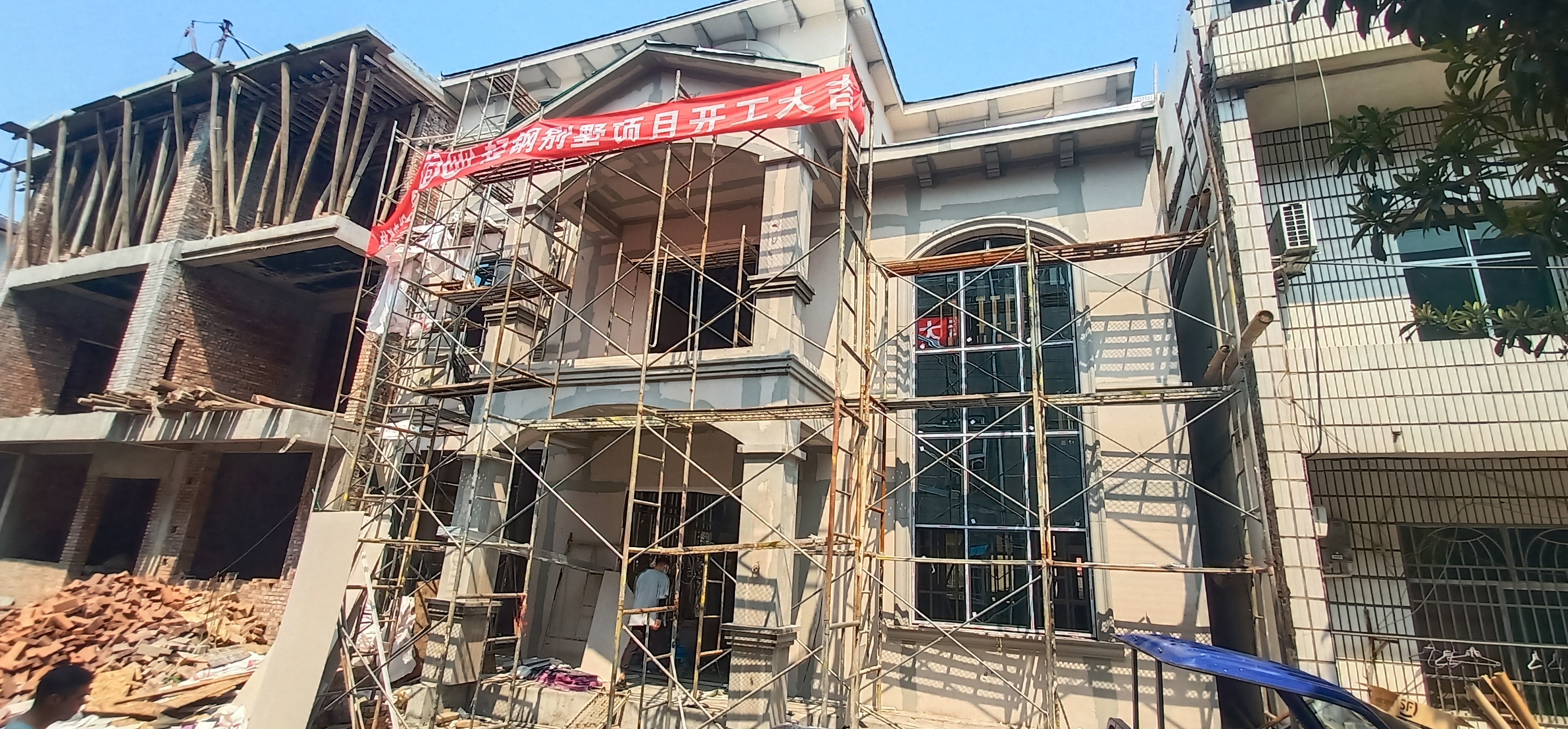 轻钢别墅在北方的冬天能建吗？